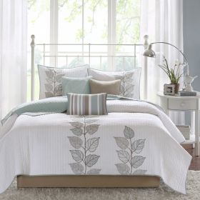 6 Piece Embroidered Quilt Set with Throw Pillows Blue Full/Queen